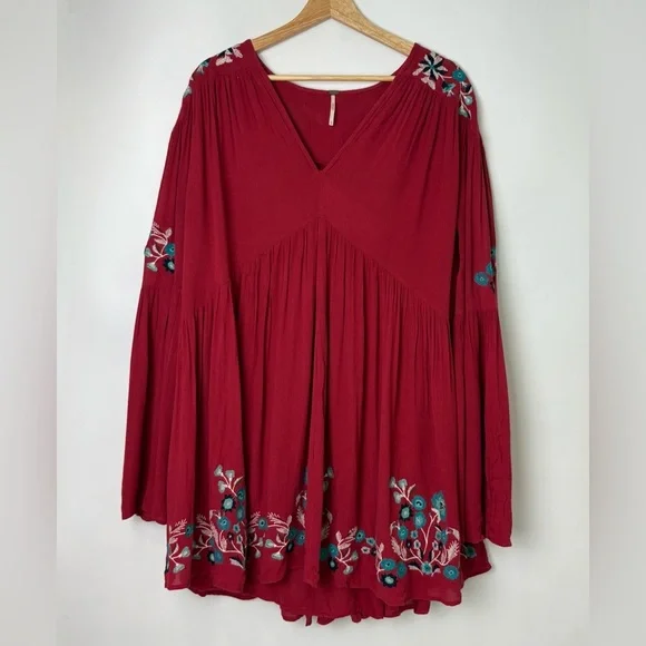 Free People Te Amo Floral Embroidered Boho Flare Sleeve Mini Dress - Picture 2 of 6